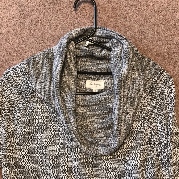 Loft Lou & Grey Cowl Neck Tunic - Picture 2 of 3